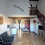 펜션 Gite La Capelle Pres De La Reserve Africaine De Sigean Et Narbonne A 10 Min Des Plages Roquefort-des-Corbières