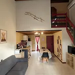 Gite La Capelle Pres De La Reserve Africaine De Sigean Et Narbonne A 10 Min Des Plages 펜션 *