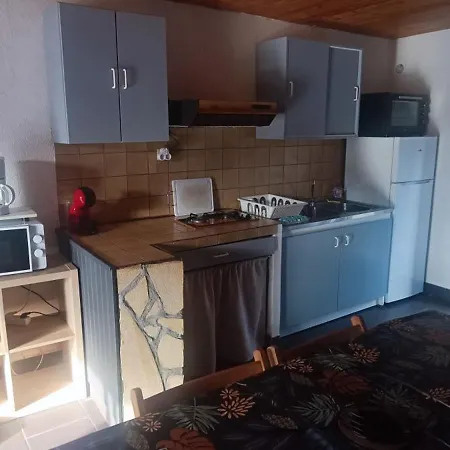La Capelle Pres De Sigean Narbonne Dans L'aude A 10 Min Des Plages Mediterranee * Roquefort-des-Corbières
