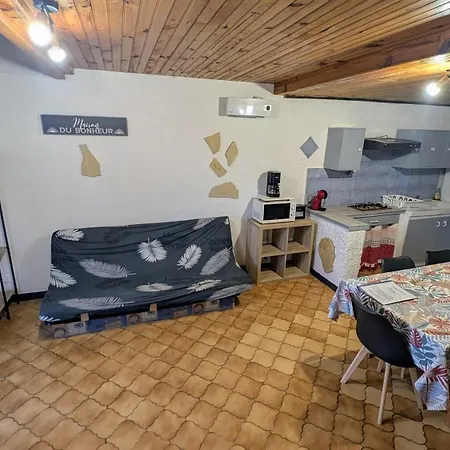La Capelle Près De Sigean Narbonne Dans L'aude à 10 Min Des Plages Méditerranée Hébergement de vacances Roquefort-des-Corbières