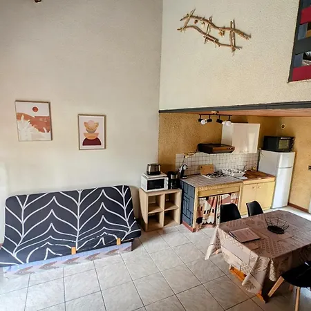 La Capelle Des Corbières Aude Hébergement de vacances *