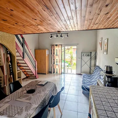 Casa de Férias La Capelle Des Corbieres Sigean Narbonne Aude *