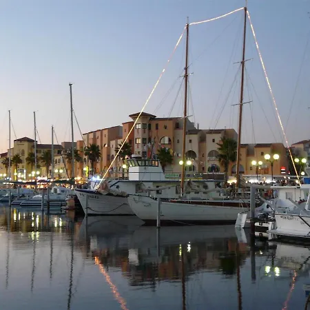 La Capelle Des Corbieres Sigean Narbonne Aude Casa de Férias *